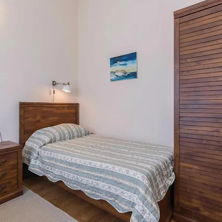 Holiday home Beautiful In With House Sea View Liznjan
